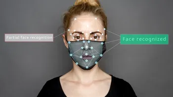 Acest sistem de recunoaștere facială te identifică chiar și cu mască pe față