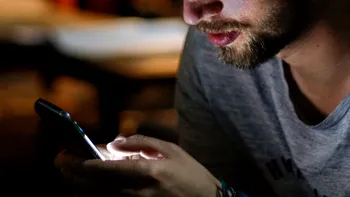 Cele două povești excepționale care te vor motiva să faci ceva în 2021: WhatsApp și Zoom