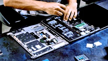 Laptopul care te scapă de cea mai mare grijă când vine vorba de electronice