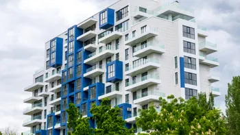 Schimbare pe piața imobiliarelor: de câte salarii ai nevoie ca să-ți cumperi un apartament