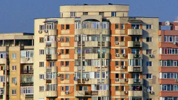 Se schimbă legea: românii care stau la bloc, vizați de modificare. Apartamentele trebuie să aibă așa ceva