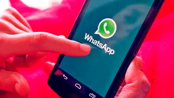 Funcția surpriză de la WhatsApp care îți face pozele să dispară: de ce s-ar putea ca românii să n-aibă acces la ea