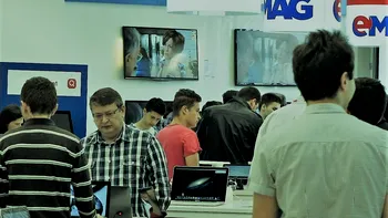 Studiu eMAG despre munca de acasă: sunt angajații mai productivi când nu merg la birou?