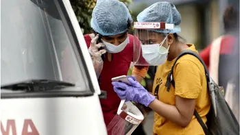 Varianta de Covid-19 care face probleme vaccinurilor: de ce a fost catalogată ca ”îngrijorătoare” de OMS