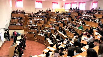 Prima universitate din România care-ți permite să-ți plătești studiile în criptomonede