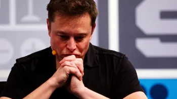 Imperiul lui Elon Musk se clatină. Cum a pierdut zeci de miliarde de dolari peste noapte
