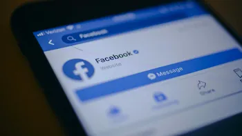Facebook, după cum bate vântul: cum se comportă acum dacă cineva susține că ”virusul a fost creat în laborator”