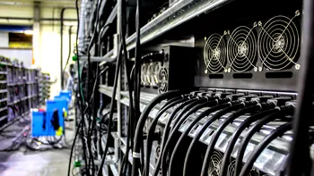 Țara care interzice minatul de Bitcoin pentru că lasă fără curent orașe întregi: de ce rămân zonele în beznă