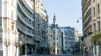 Schimbări în București: care-s străzile care devin pietonale și pe care mașinile nu mai au voie