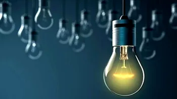 Câți români au evitat facturile uriașe la energie electrică. Cum a împărțit ANRE amenzi de milioane