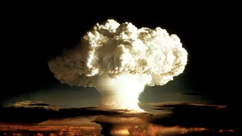 VIDEO: Rusia declasifică filmările ascunse ale celei mai mari bombe nucleare testate vreodată
