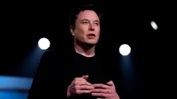 Elon Musk a făcut anunțul: ce pune la dispoziția șoferilor de mașini electrice