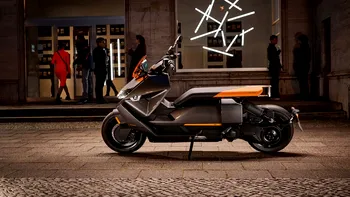 Scuterul celor de la BMW: parcă e din desene animate
