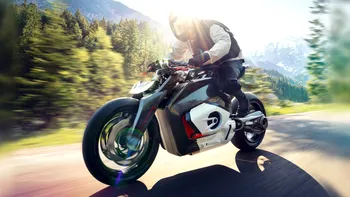 BMW revoluționează modul în care vor arăta și vor funcționa motocicletele electrice