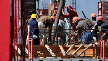 România duce lipsă de muncitori: ce decizie a luat Guvernul