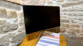 REVIEW AOC U32U1 - monitorul de la designerii Porsche care îți stârnește creativitatea