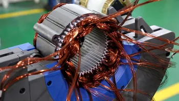 Bateriile la mașini electrice nu vor mai veni din China: ofensiva din Europa pentru binele tuturor