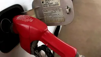 Toți șoferii trebuie să știe: când dispar mașinile pe benzină și motorină. Americanii au dat tonul