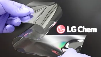 LG inovează ecranele pliabile: cât mai ai de așteptat să le vezi pe telefoane