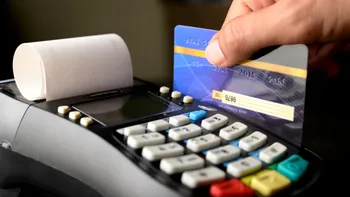 Ce se întâmplă cu banii românilor de pe card: se anunță schimbări importante, avertismentul experților
