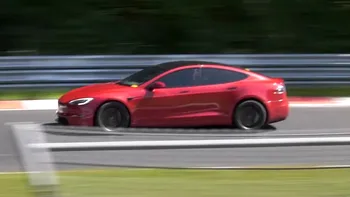 Tesla „calcă pedala” și stabilește un nou record mondial