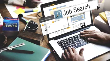 Cât de repede îți găsești un job, ca student: ce se cere pe piața muncii