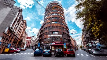 Criza vine tăvălug peste locuințele românilor: cât mai așteptăm până vor suferi imobiliarele, conform experților