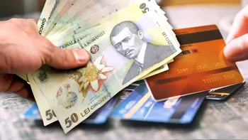 Atenție, români! Dispar banii de pe cardul bancar fără să știi. Înșelătoria cu ING și BRD care te pune în pericol
