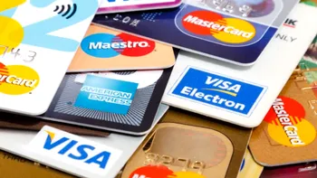 S-a aflat: cum își cheltuie românii banii de pe cardurile de credit. Unii păstrează cardul ca pe bibelou