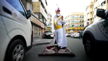 VIDEO Acest om zboară, la propriu, în Dubai: cum a fost posibil