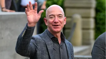 Viitorul în viziunea lui Jeff Bezos: cum vom ajunge să ne naștem și să trăim prin stele