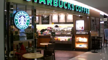 Starbucks și Amazon renunță la angajații umani: cum arată o cafenea digitalizată complet