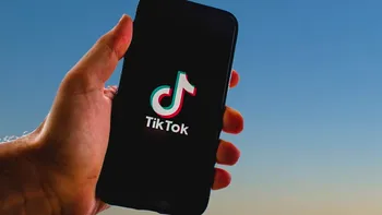 TikTok a lăsat-o fără loc de muncă: ce postare a făcut o tânără româncă