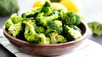 Oamenii de știință au descoperit cum să gătești broccoli mai sănătos, printr-o metodă neașteptată