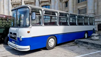 RATA sau ultimul autobuz Roman Diesel 111, din nou pe străzile din România