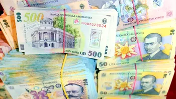 Cum dispar banii instant din cont, fără să ai habar. Cum cheltuia din conturile clienților o angajată dintr-o bancă