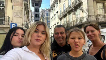 Familia Bitcoin îți arată ce este posibil când crezi în criptomonede ca în Dumnezeu
