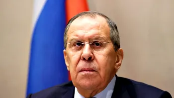 Avionul cu care Serghei Lavrov mergea în Beijing s-a întors din drum. Care a fost motivul