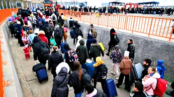 Cazarea refugiaților ucraineni, afacere profitabilă în România. Sute de percheziții la persoane bănuite că au obținut ilegal 2 milioane de dolari.