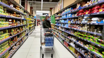 Românii, mai afectați de război, decât de pandemie: se vede la magazinele online, nu doar în mall-uri