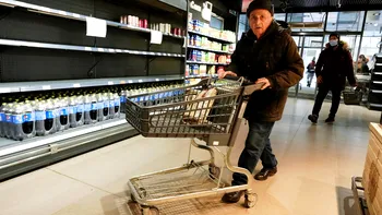 Situația din Ucraina se agravează. Spitalele au rămas fără medicamente, iar mâncarea din supermarketuri începe să dispară