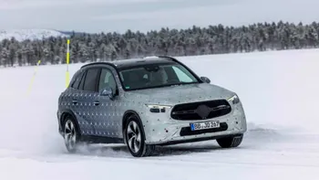 Mercedes nu doarme: ce știm despre noul GLC
