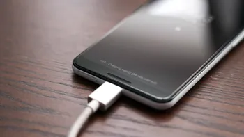 De ce să nu-ți mai încarci telefonul până la 100%: ai făcut-o greșit până acum