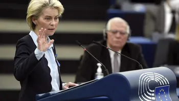 Ursula von der Leyen discută cu Volodimir Zelenski, la Kiev. UE pregătește al cincilea pachet de sancțiuni pentru Rusia