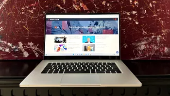 REVIEW Intel NUC M15 Laptop - probabil cel mai bun laptop pentru majoritatea utilizatorilor care prețuiesc timpul