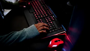 Hydra Market, cea mai mare „piață” de pe dark web, închisă de autorități: ce legătură avea cu Rusia