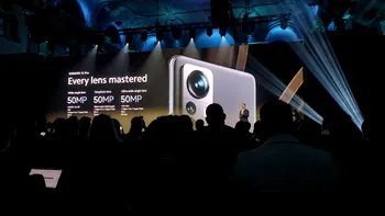 Lansare Xiaomi 12, la Viena: evenimentul în care clasicul austriac s-a împletit de minune cu cele mai noi trenduri din tehnologie