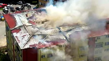 32 apartamente distruse într-un incendiu în Năvodari. Peste 70 de pompieri militari au intervenit