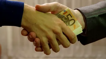 Cetățenii Republicii Moldova spun că medicina, justiția și poliția sunt cele mai corupte domenii din țară