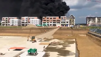 Incendiu puternic în nordul Capitalei. Bloc din Pipera, în flăcări